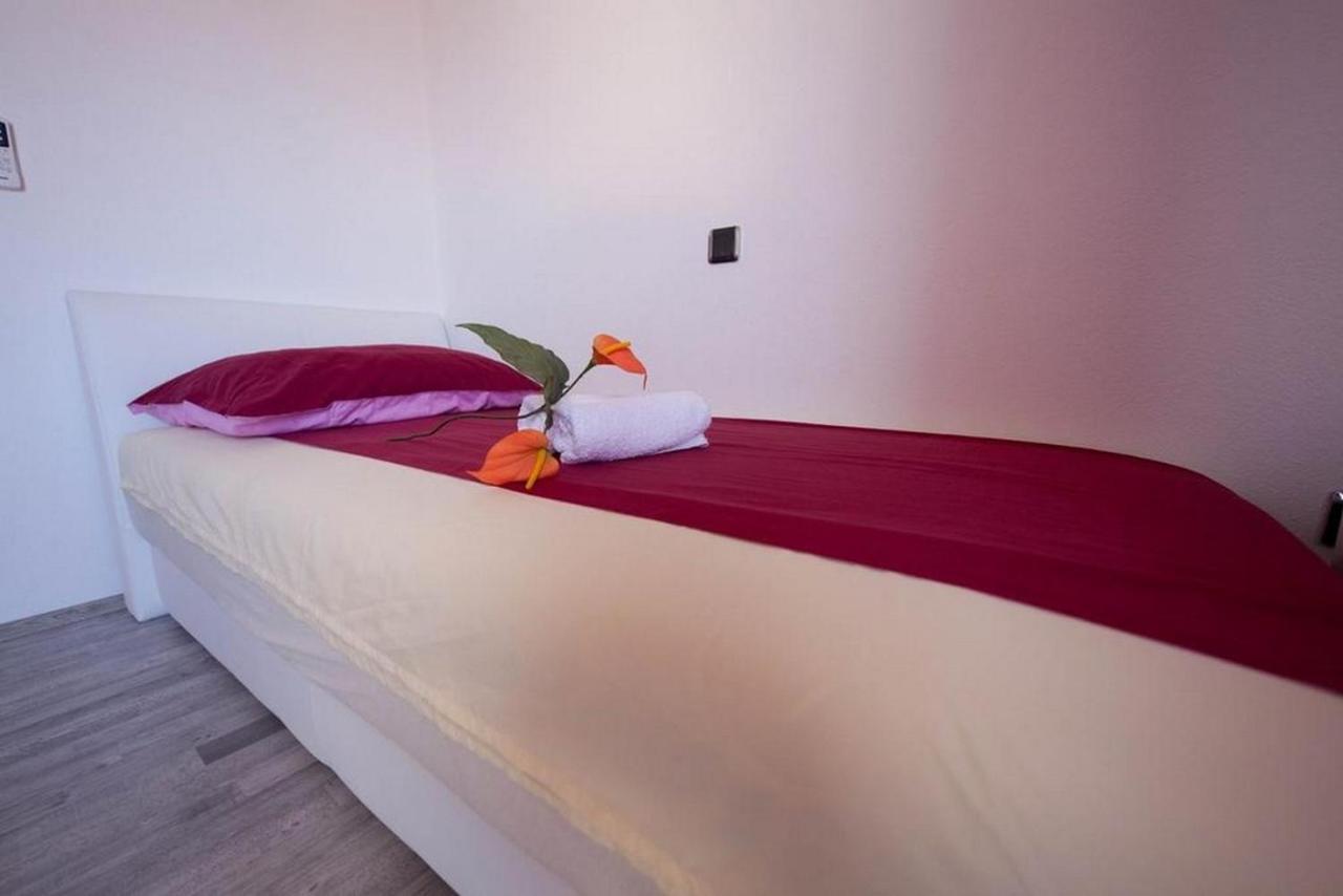 Rooms Aladino Trogir Quarto foto